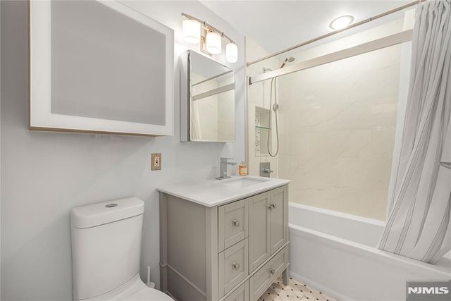 9060 Palisade Avenue 404, North Bergen, NJ 07047