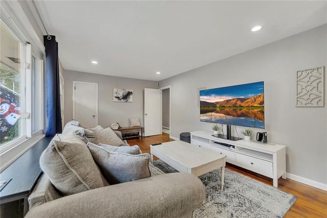 1964 Clearwater SE Drive, Marietta, GA 30067