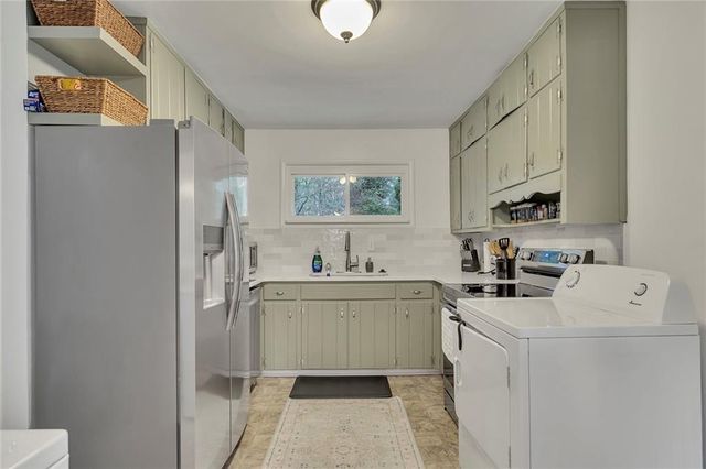 1964 Clearwater SE Drive, Marietta, GA 30067