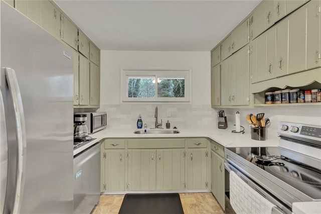 1964 Clearwater SE Drive, Marietta, GA 30067