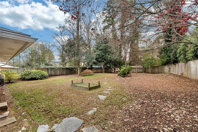 1964 Clearwater SE Drive, Marietta, GA 30067