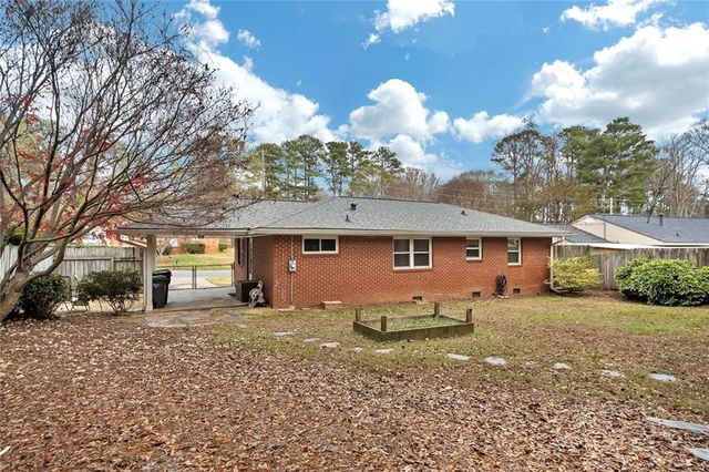 1964 Clearwater SE Drive, Marietta, GA 30067