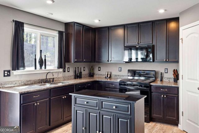 121 Moonrise Crossing, Dallas, GA 30132