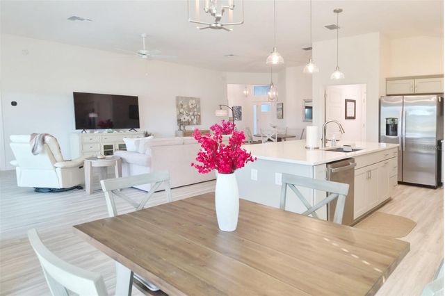6244 HANNAN LOOP, The Villages, FL 34762
