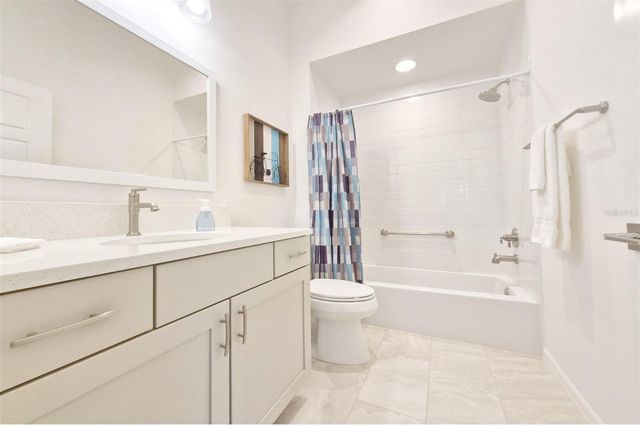 6244 HANNAN LOOP, The Villages, FL 34762