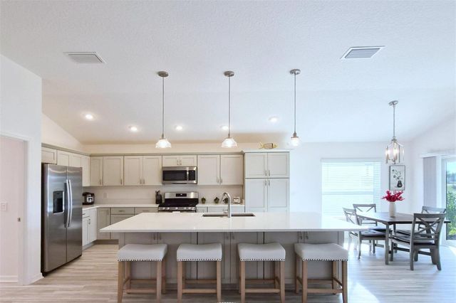 6244 HANNAN LOOP, The Villages, FL 34762
