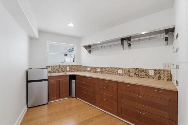 1405 N BAYSHORE DRIVE, Safety Harbor, FL 34695