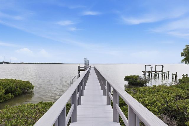 1405 N BAYSHORE DRIVE, Safety Harbor, FL 34695