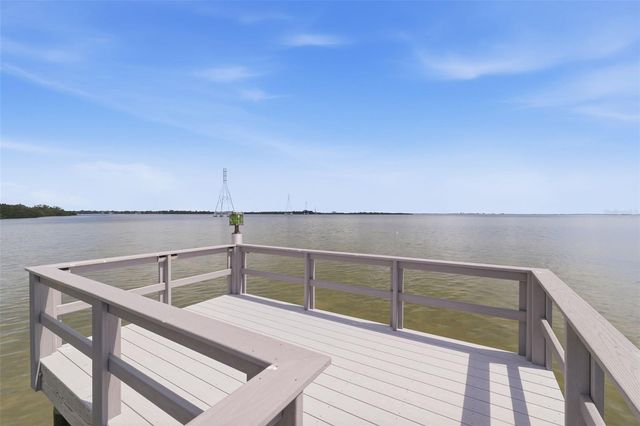 1405 N BAYSHORE DRIVE, Safety Harbor, FL 34695