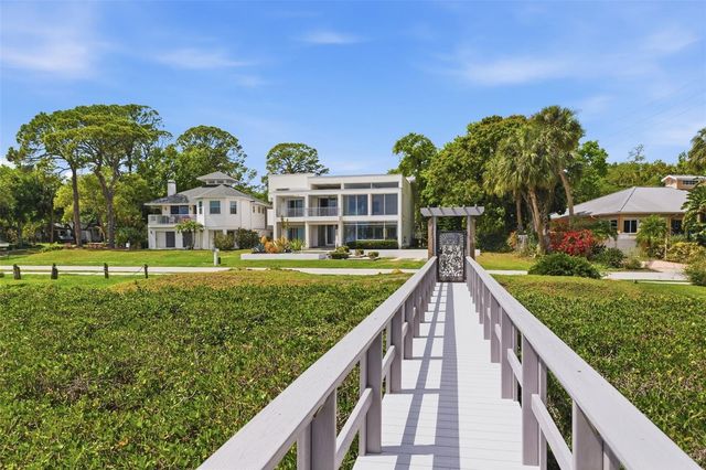 1405 N BAYSHORE DRIVE, Safety Harbor, FL 34695