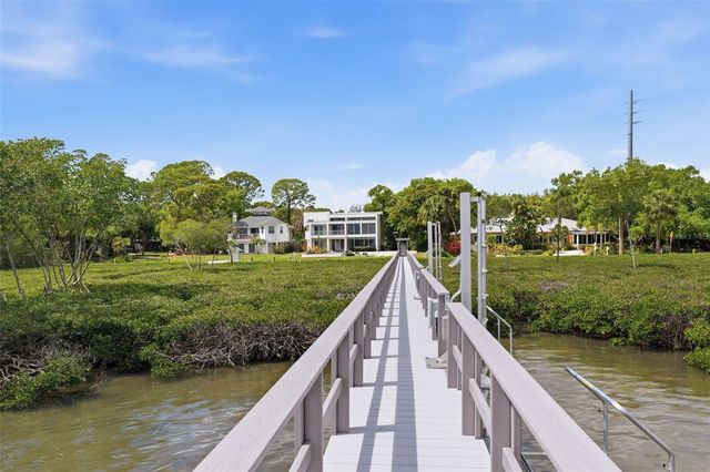 1405 N BAYSHORE DRIVE, Safety Harbor, FL 34695