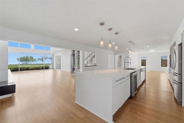 1405 N BAYSHORE DRIVE, Safety Harbor, FL 34695