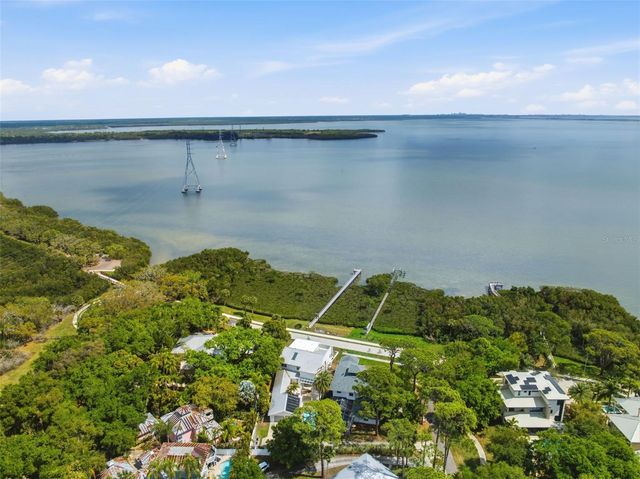 1405 N BAYSHORE DRIVE, Safety Harbor, FL 34695