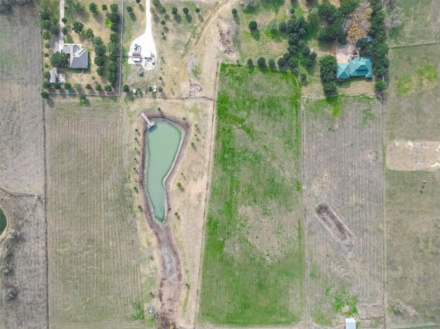 2688 Fm 2988 Road, Navasota, TX 77868