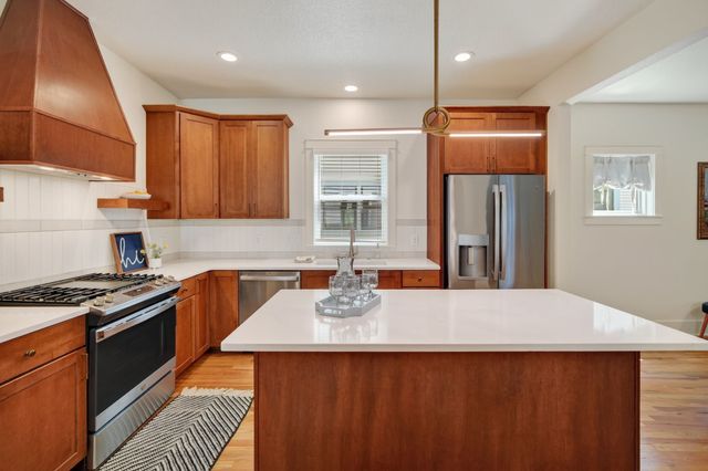 1107 24th Street, Des Moines, IA 50311
