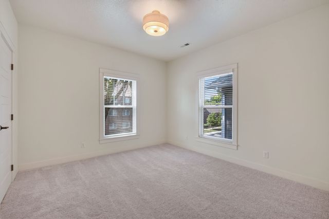 1107 24th Street, Des Moines, IA 50311