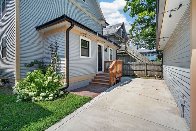 1107 24th Street, Des Moines, IA 50311