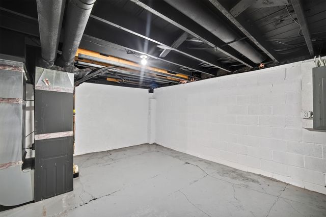 1107 24th Street, Des Moines, IA 50311