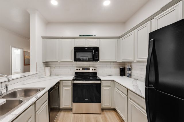 2332 Calendar Court, Grand Prairie, TX 75050