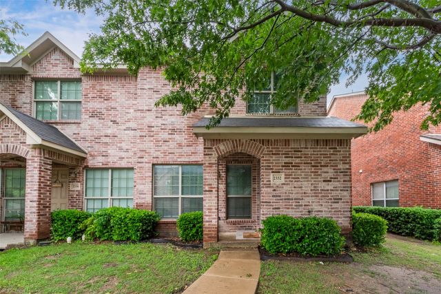 2332 Calendar Court, Grand Prairie, TX 75050