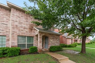 2332 Calendar Court, Grand Prairie, TX 75050