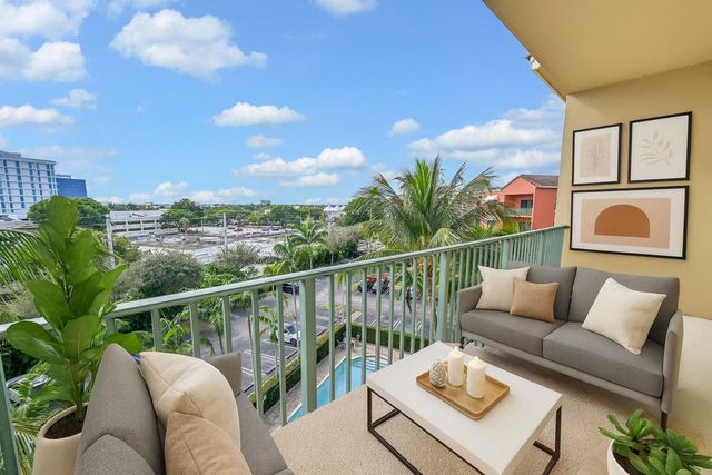 1650 Presidential Way 504, West Palm Beach, FL 33401