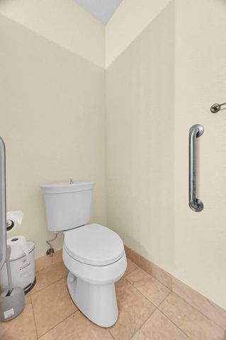 1650 Presidential Way 504, West Palm Beach, FL 33401