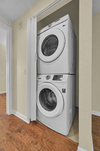 1650 Presidential Way 504, West Palm Beach, FL 33401