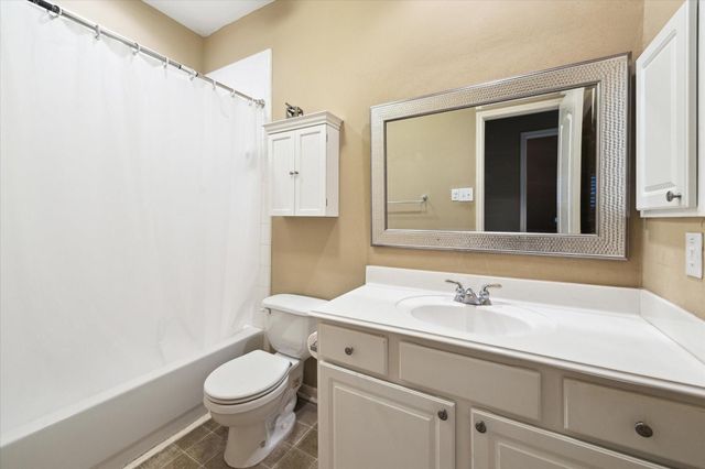 11215 Royce Palms Drive, Houston, TX 77042