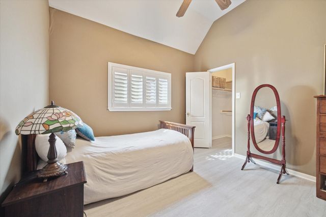 11215 Royce Palms Drive, Houston, TX 77042