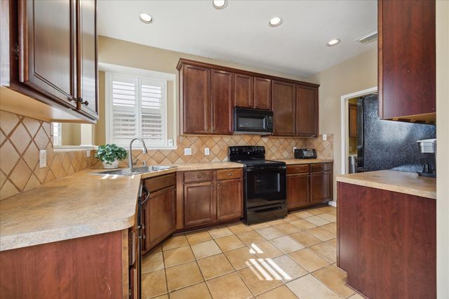 11215 Royce Palms Drive, Houston, TX 77042