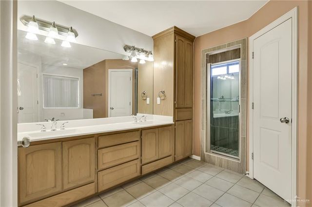 404 Quamasia Avenue, Mcallen, TX 78504