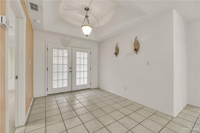 404 Quamasia Avenue, Mcallen, TX 78504