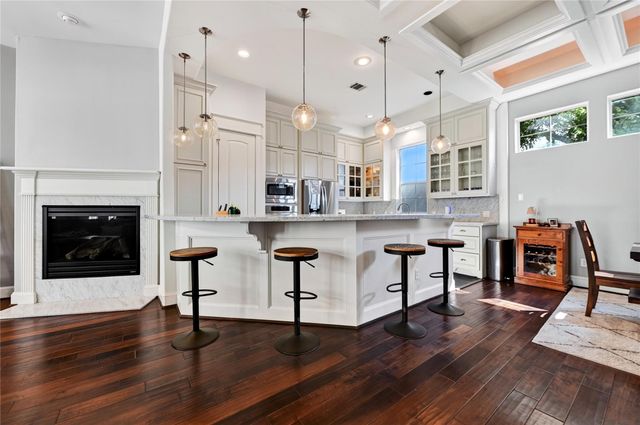 1818 Binz Street C, Houston, TX 77004