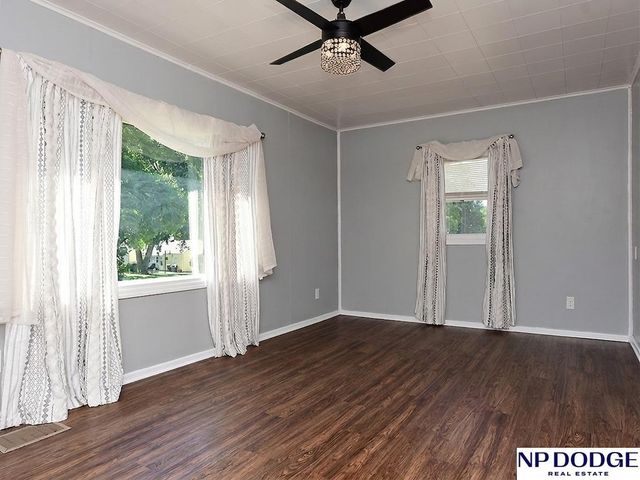 6904 Lafayette Avenue, Omaha, NE 68132