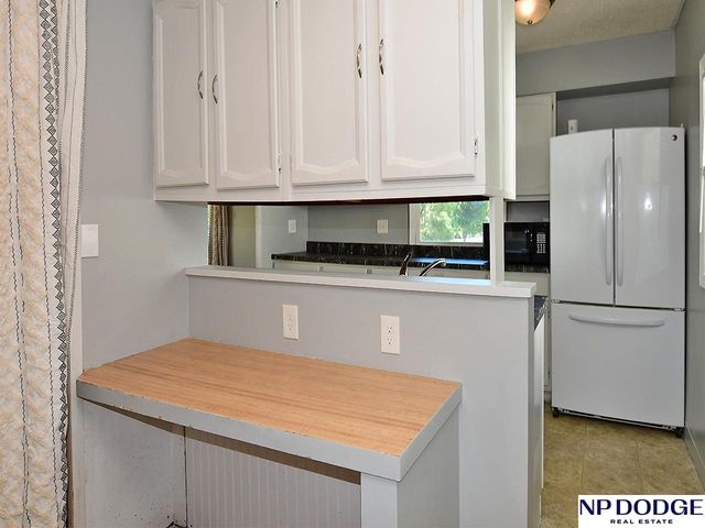 6904 Lafayette Avenue, Omaha, NE 68132