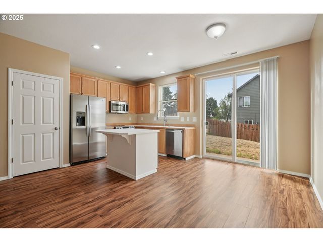 5960 Se 15TH Loop, Gresham, OR 97080