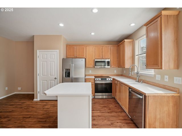 5960 Se 15TH Loop, Gresham, OR 97080