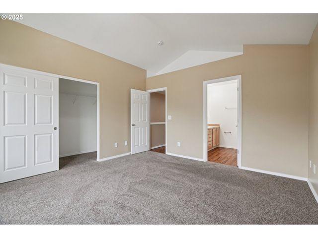 5960 Se 15TH Loop, Gresham, OR 97080