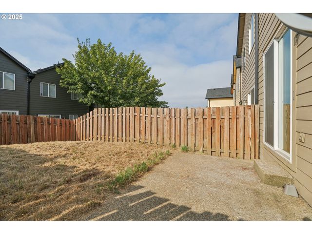 5960 Se 15TH Loop, Gresham, OR 97080