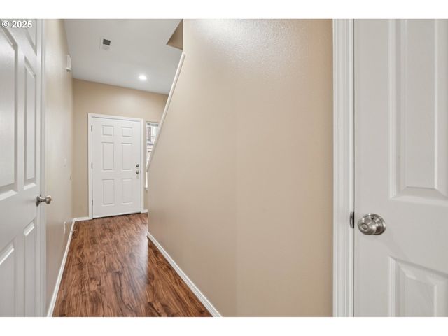 5960 Se 15TH Loop, Gresham, OR 97080