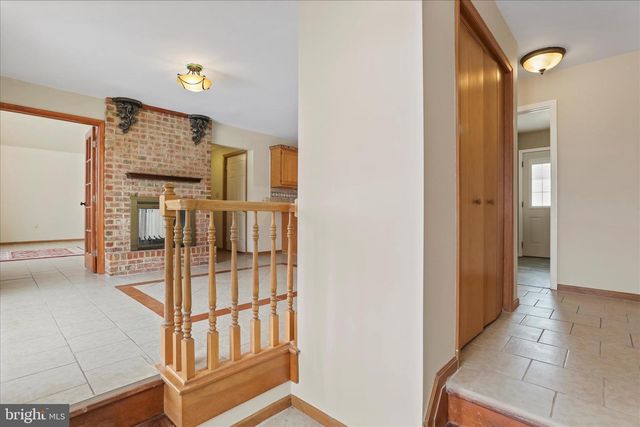 47 EMERALD DR, Chambersburg, PA 17202