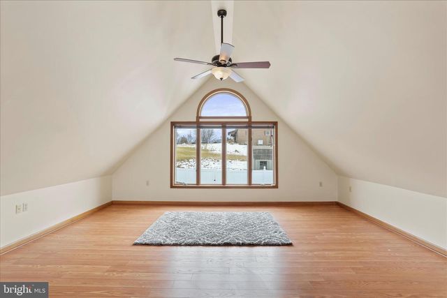 47 EMERALD DR, Chambersburg, PA 17202