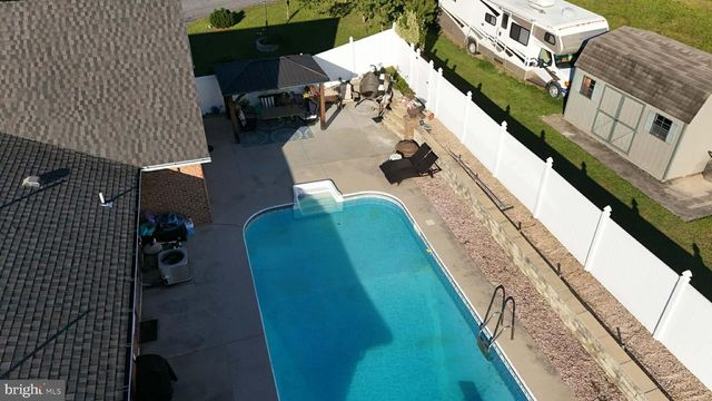 47 EMERALD DR, Chambersburg, PA 17202