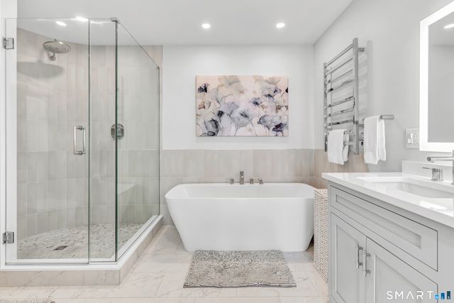 1053 Fairfield Beach Road, Fairfield, CT 06824