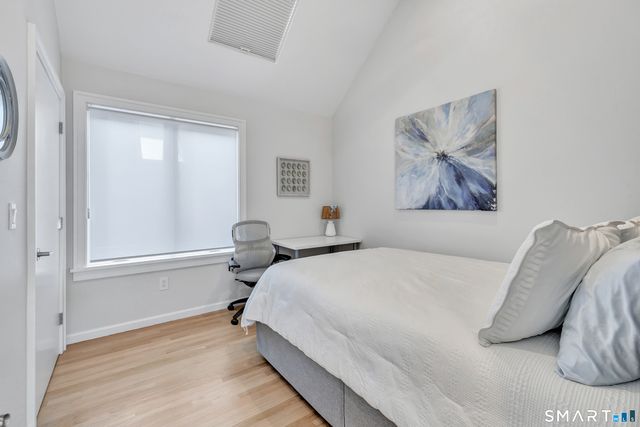 1053 Fairfield Beach Road, Fairfield, CT 06824