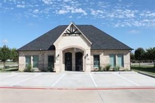 151 N Town Crossing 102, Waxahachie, TX 75165