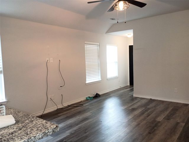 3620 Judges, Ennis, TX 75119