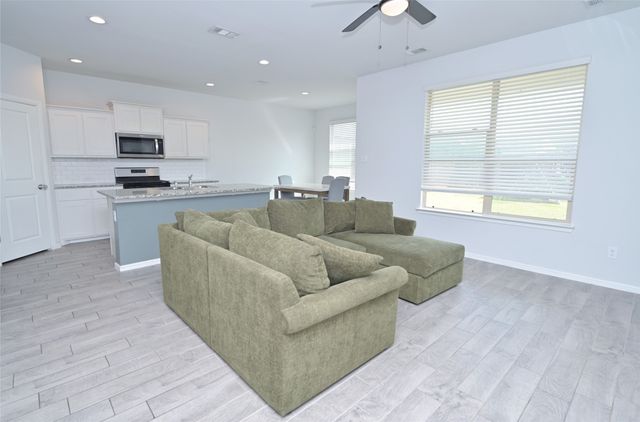 8621 Angel Gardens Drive, Fort Worth, TX 76179