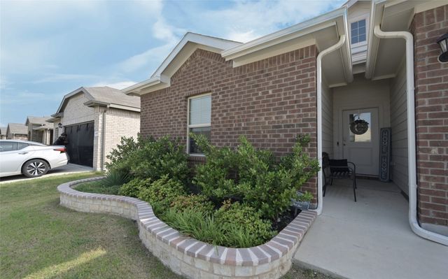 8621 Angel Gardens Drive, Fort Worth, TX 76179